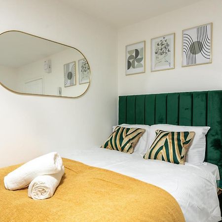 Exquisite Cardiff Apartments- With Garden Lounge & Games Room Exterior foto