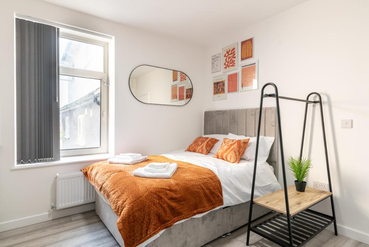 Exquisite Cardiff Apartments- With Garden Lounge & Games Room Exterior foto