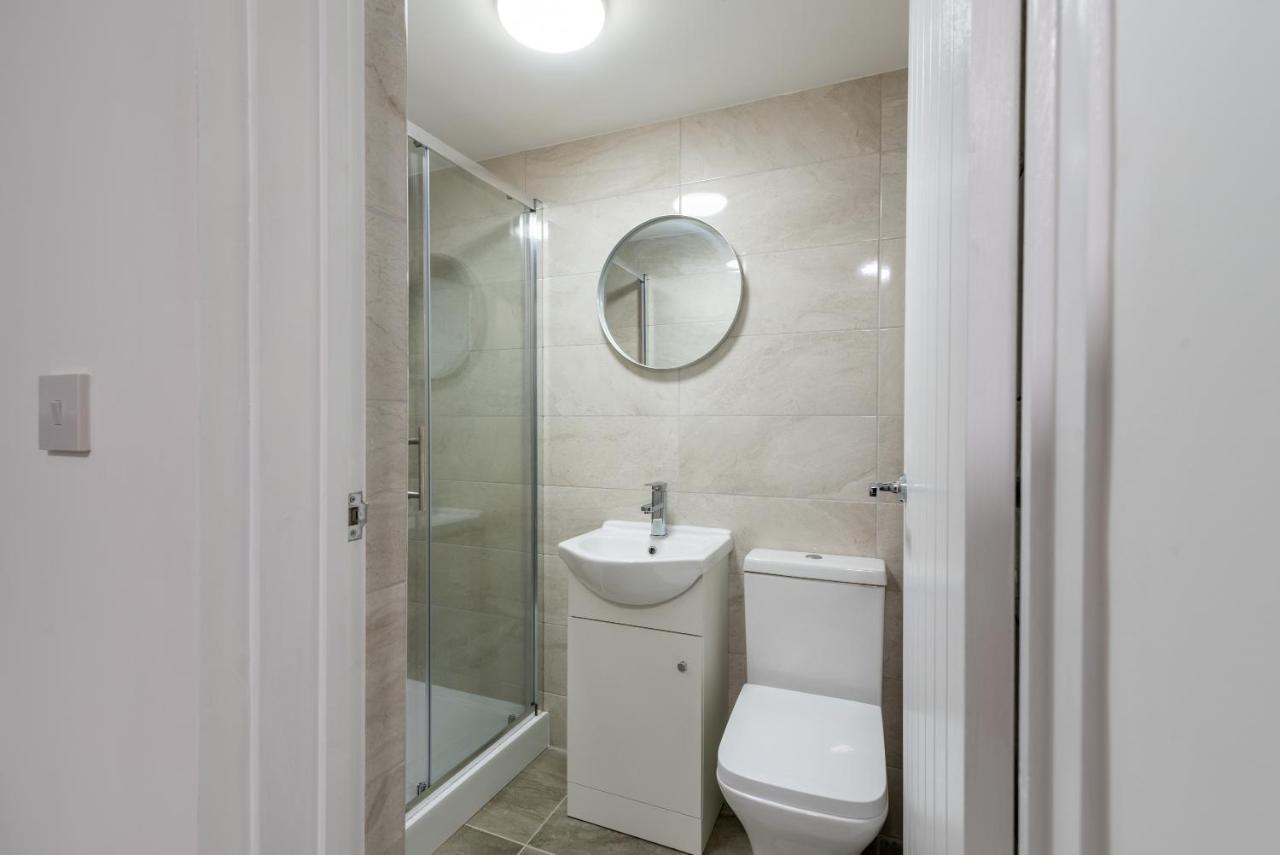 Exquisite Cardiff Apartments- With Garden Lounge & Games Room Exterior foto
