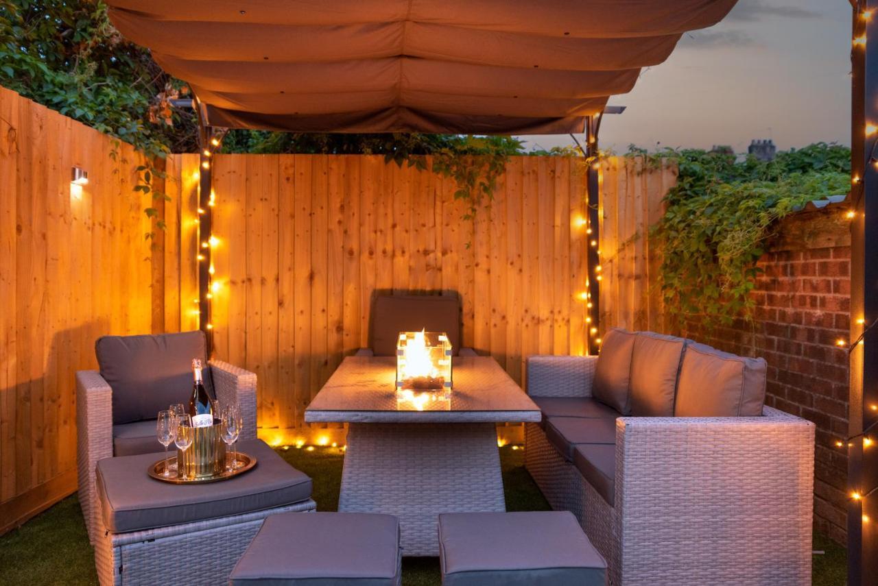Exquisite Cardiff Apartments- With Garden Lounge & Games Room Exterior foto